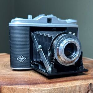 Agfa Isolette I - Working & GORGEOUS + Mystery Film